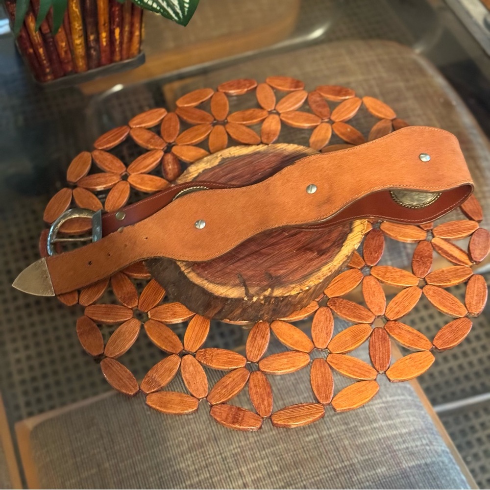 Vintage Moroccan Brown Leather Belt with Silver Large Concho Boho Accents 28.5" - Picture 14 of 16